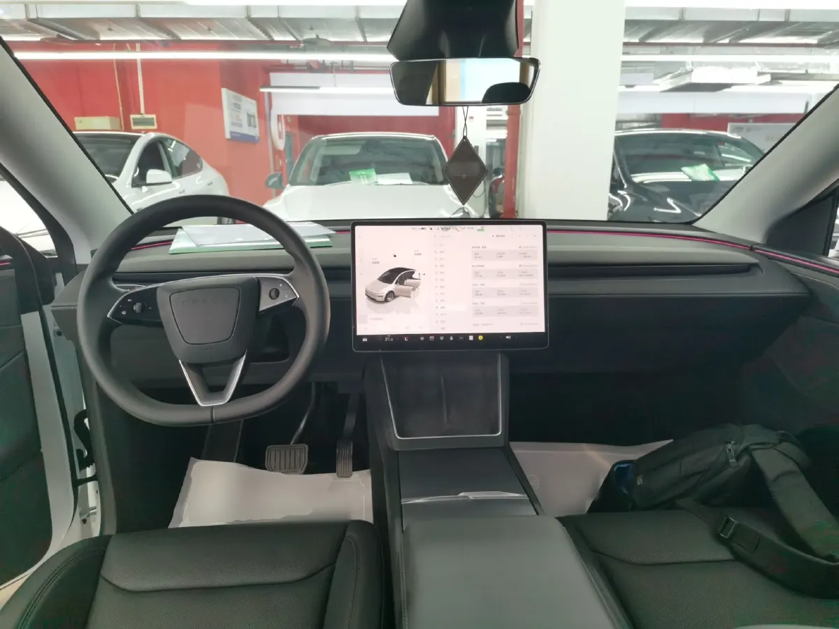 2025 Tesla Model Y BEV 78.4KWH,autocango,china used car exporter,china ev exporter,chinese used car exporter,chinese used ev exporter