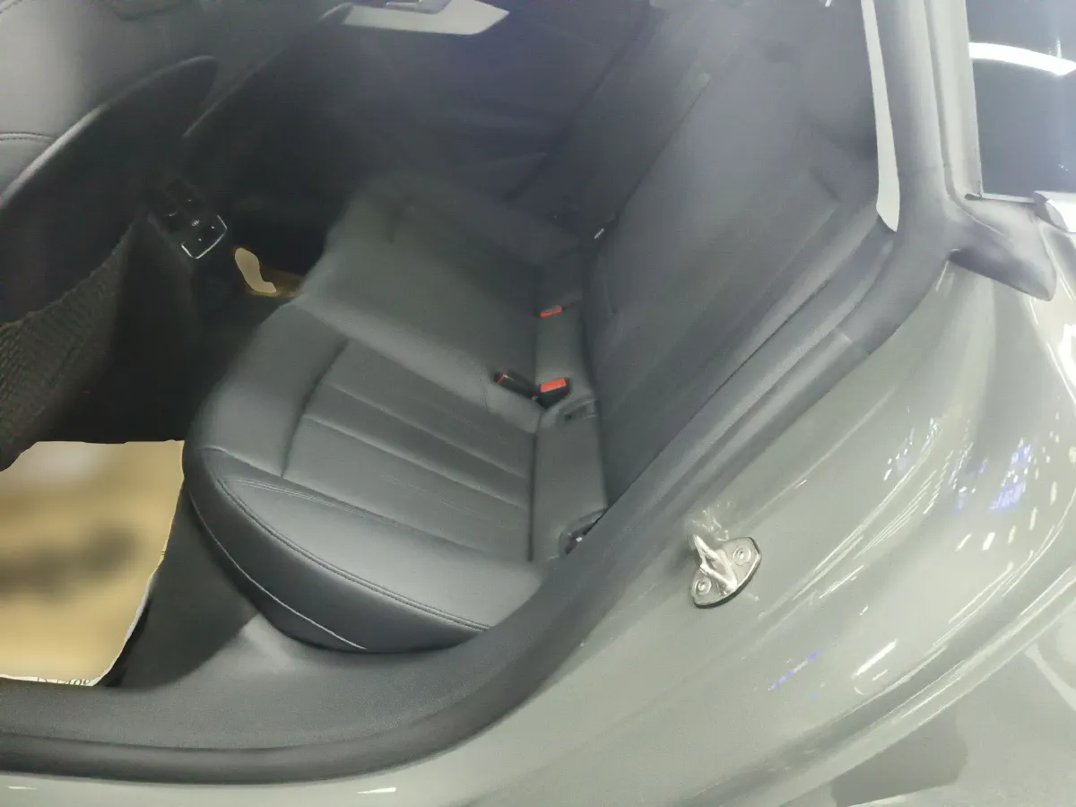 2023 Audi A5 2.0T 204HP L4 7DCT,autocango,china used car exporter,china ev exporter,chinese used car exporter,chinese used ev exporter