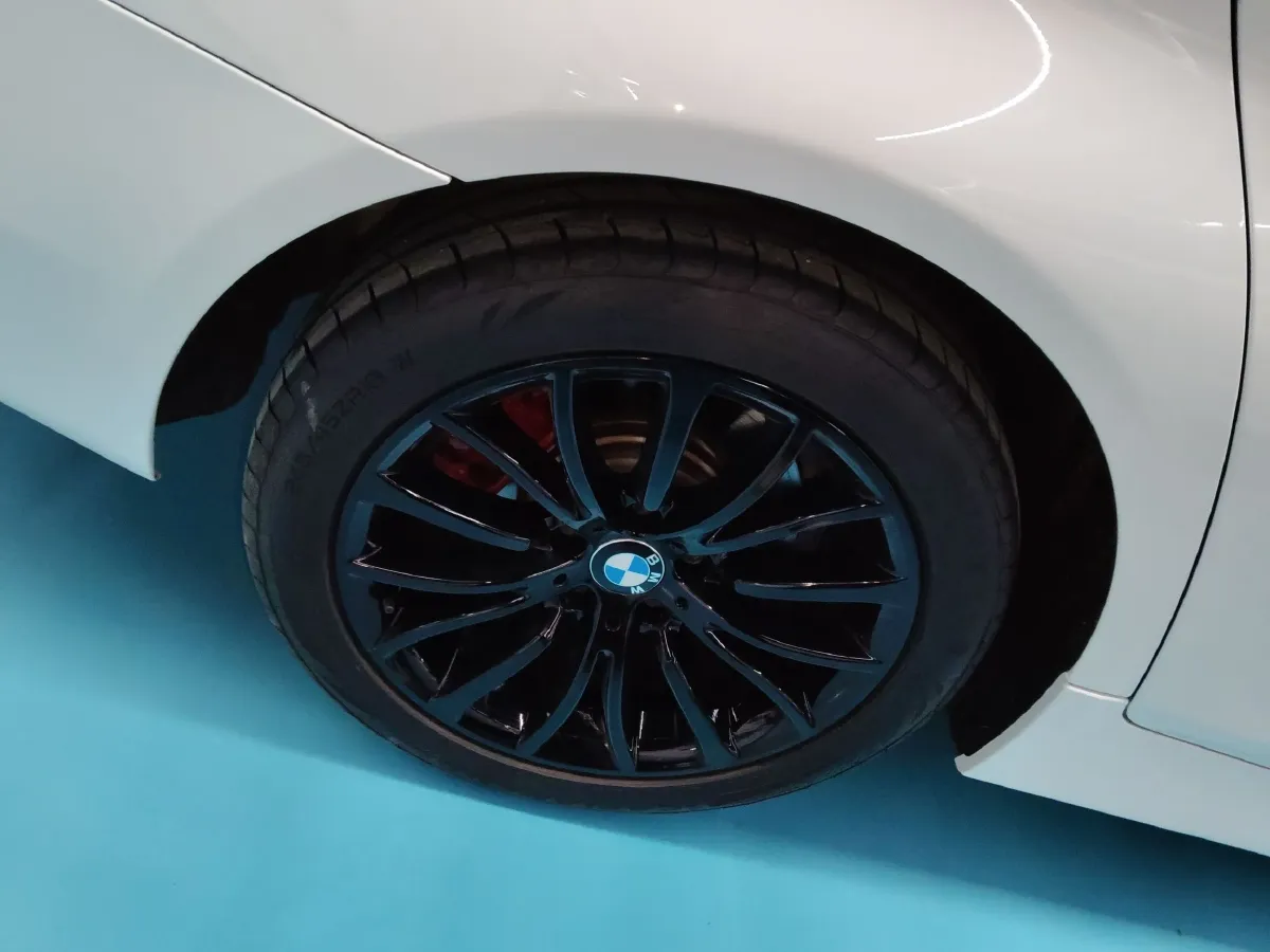 2014 BMW 5 Series 2.0T 218HP L4 8AT,autocango,china used car exporter,china ev exporter,chinese used car exporter,chinese used ev exporter