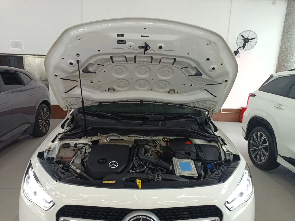 2020 Mercedes-Benz GLA Class 1.3T 136HP L4 7DCT,autocango,china used car exporter,china ev exporter,chinese used car exporter,chinese used ev exporter