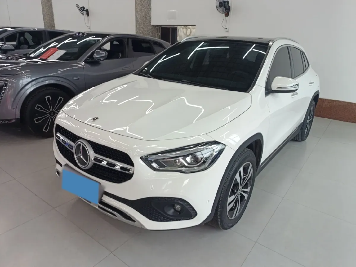 2020 Mercedes-Benz GLA Class 1.3T 136HP L4 7DCT,autocango,china used car exporter,china ev exporter,chinese used car exporter,chinese used ev exporter