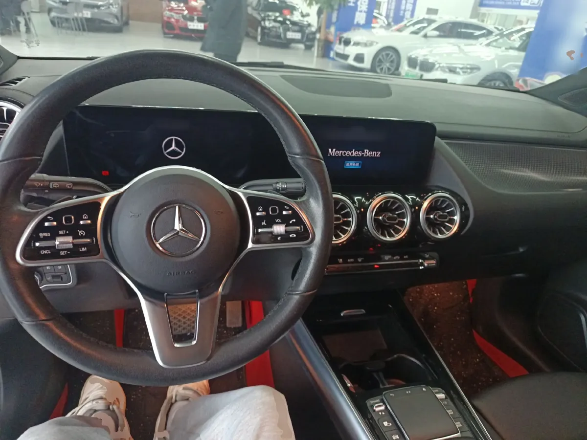 2020 Mercedes-Benz GLA Class 1.3T 136HP L4 7DCT,autocango,china used car exporter,china ev exporter,chinese used car exporter,chinese used ev exporter