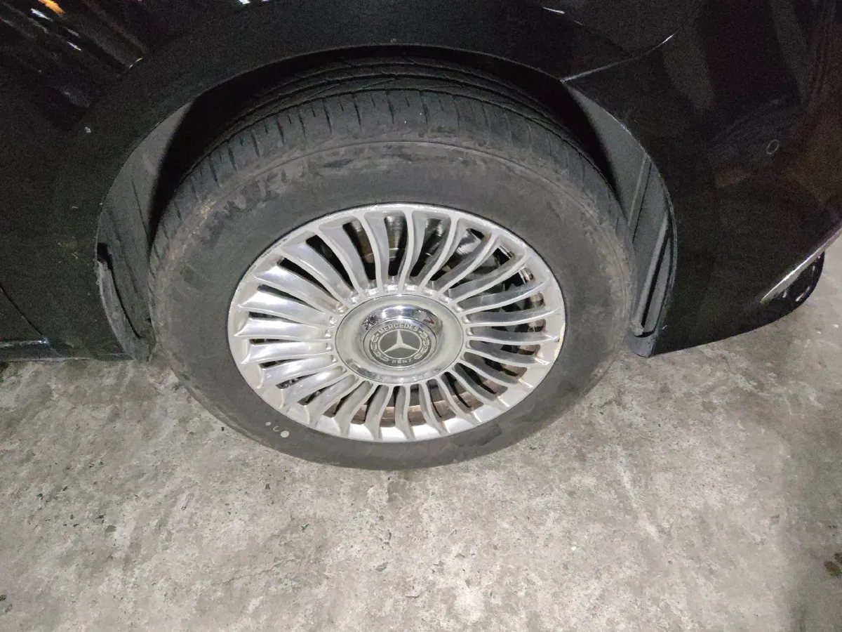 2023 Mercedes-Benz Vito 2.0T 211HP L4 9AT,autocango,china used car exporter,china ev exporter,chinese used car exporter,chinese used ev exporter