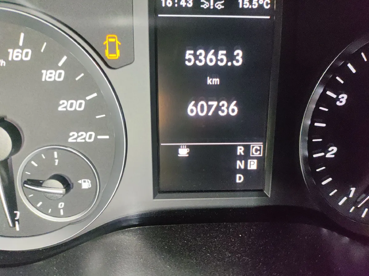 2023 Mercedes-Benz Vito 2.0T 211HP L4 9AT,autocango,china used car exporter,china ev exporter,chinese used car exporter,chinese used ev exporter