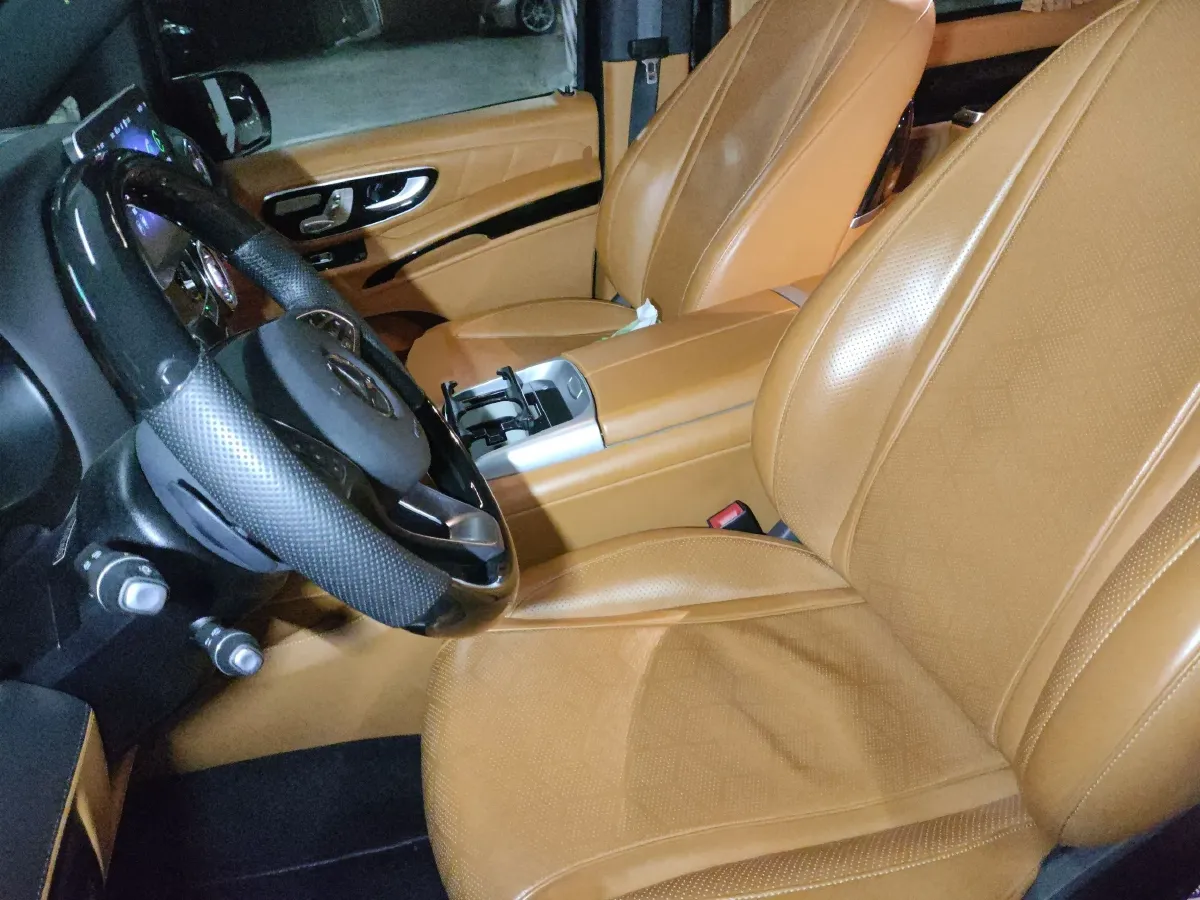 2023 Mercedes-Benz Vito 2.0T 211HP L4 9AT,autocango,china used car exporter,china ev exporter,chinese used car exporter,chinese used ev exporter