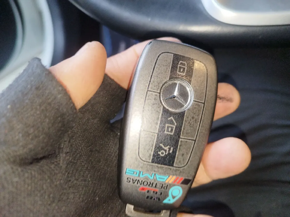 2021 Mercedes-Benz C Class 1.5T 184HP L4 9AT,autocango,china used car exporter,china ev exporter,chinese used car exporter,chinese used ev exporter