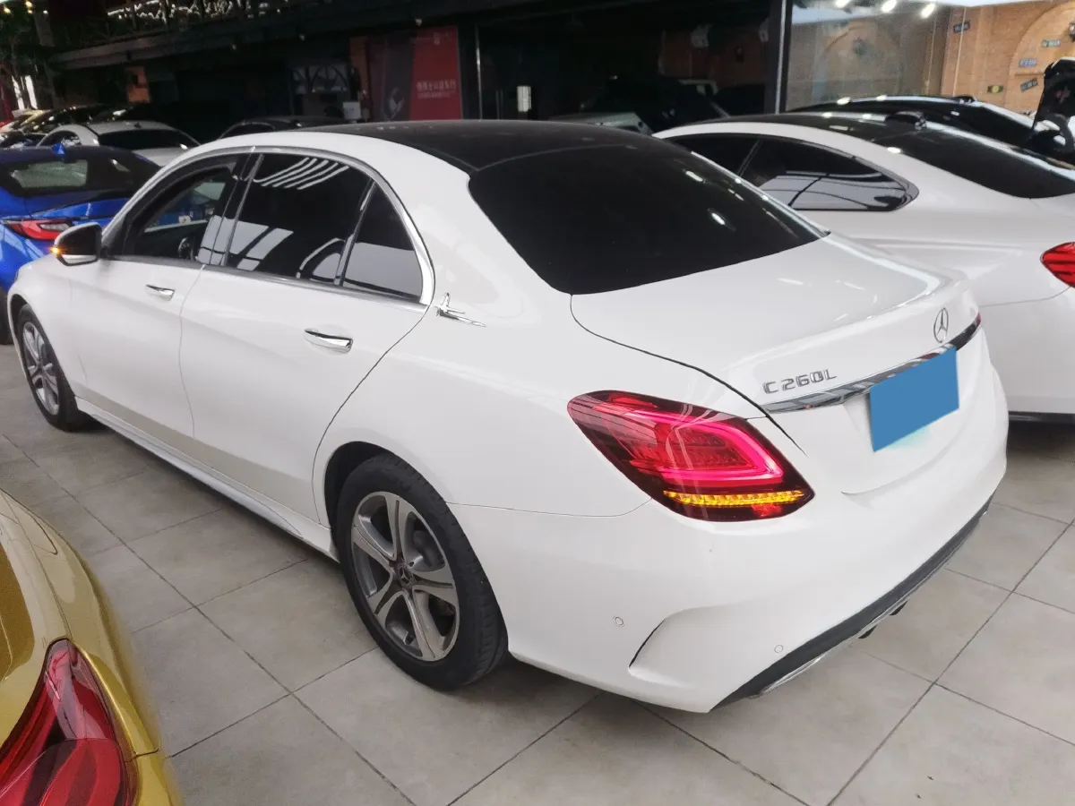 2021 Mercedes-Benz C Class 1.5T 184HP L4 9AT,autocango,china used car exporter,china ev exporter,chinese used car exporter,chinese used ev exporter