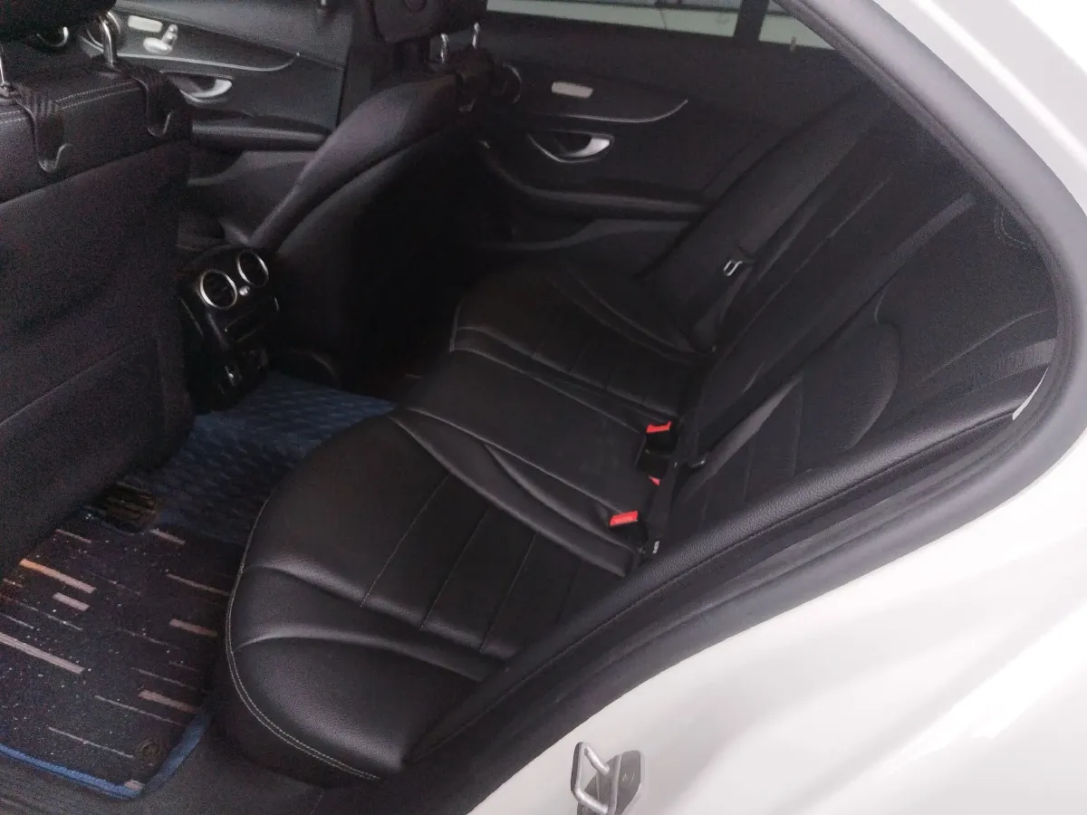 2021 Mercedes-Benz C Class 1.5T 184HP L4 9AT,autocango,china used car exporter,china ev exporter,chinese used car exporter,chinese used ev exporter