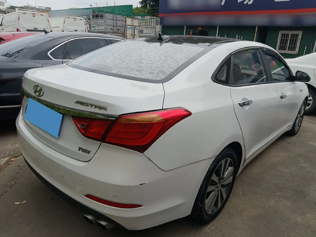 2016 Hyundai Mistra 1.6T 175HP L4 7DCT,autocango,china used car exporter,china ev exporter,chinese used car exporter,chinese used ev exporter