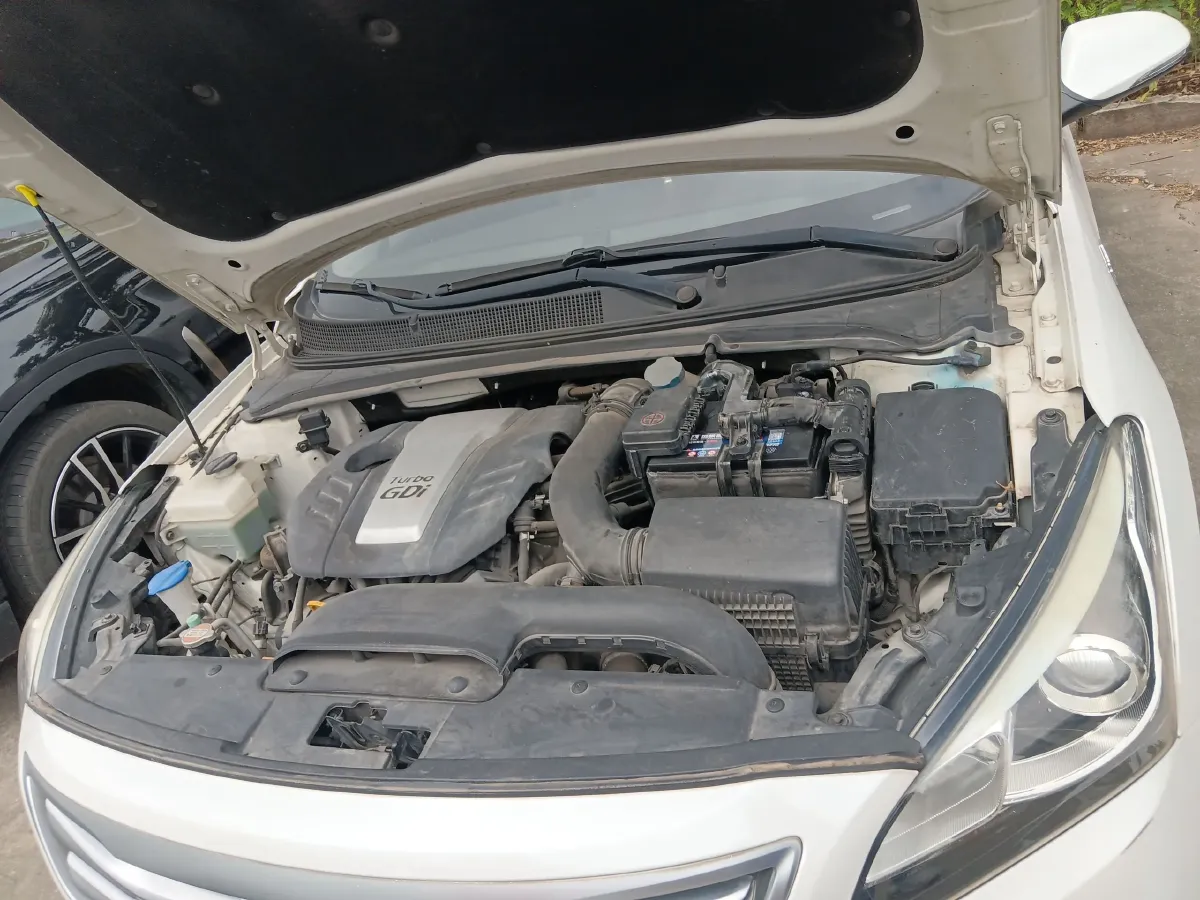 2016 Hyundai Mistra 1.6T 175HP L4 7DCT,autocango,china used car exporter,china ev exporter,chinese used car exporter,chinese used ev exporter