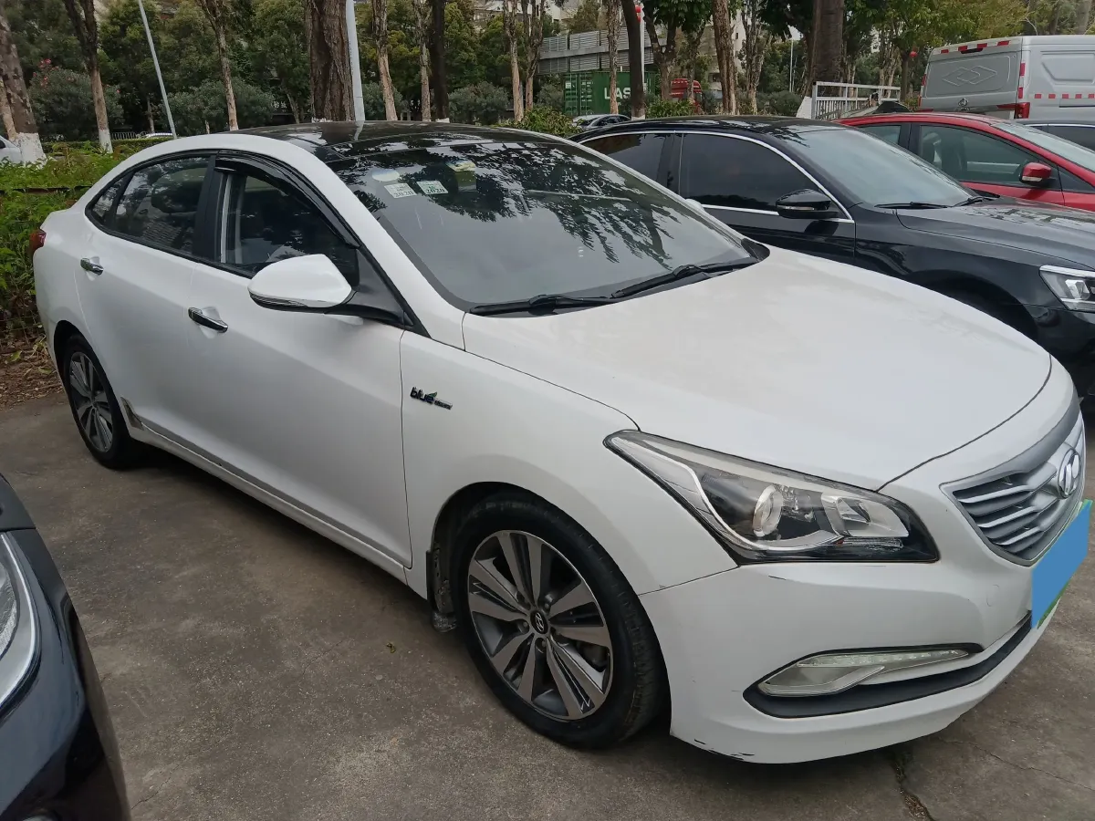 2016 Hyundai Mistra 1.6T 175HP L4 7DCT,autocango,china used car exporter,china ev exporter,chinese used car exporter,chinese used ev exporter