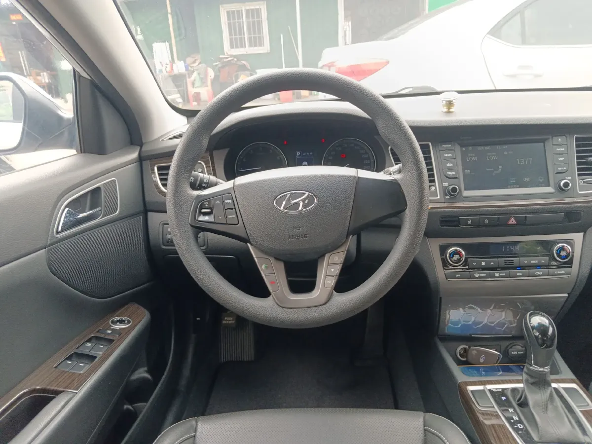 2016 Hyundai Mistra 1.6T 175HP L4 7DCT,autocango,china used car exporter,china ev exporter,chinese used car exporter,chinese used ev exporter