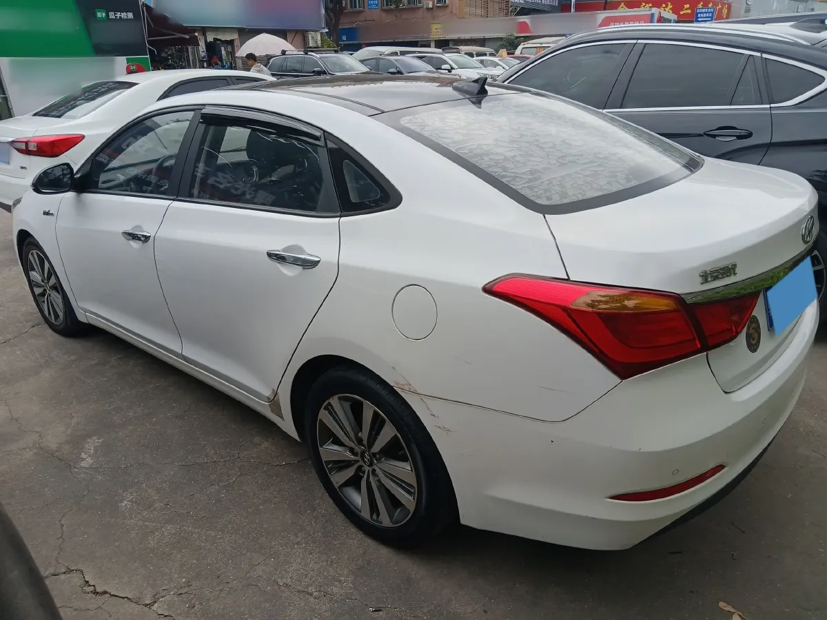 2016 Hyundai Mistra 1.6T 175HP L4 7DCT,autocango,china used car exporter,china ev exporter,chinese used car exporter,chinese used ev exporter