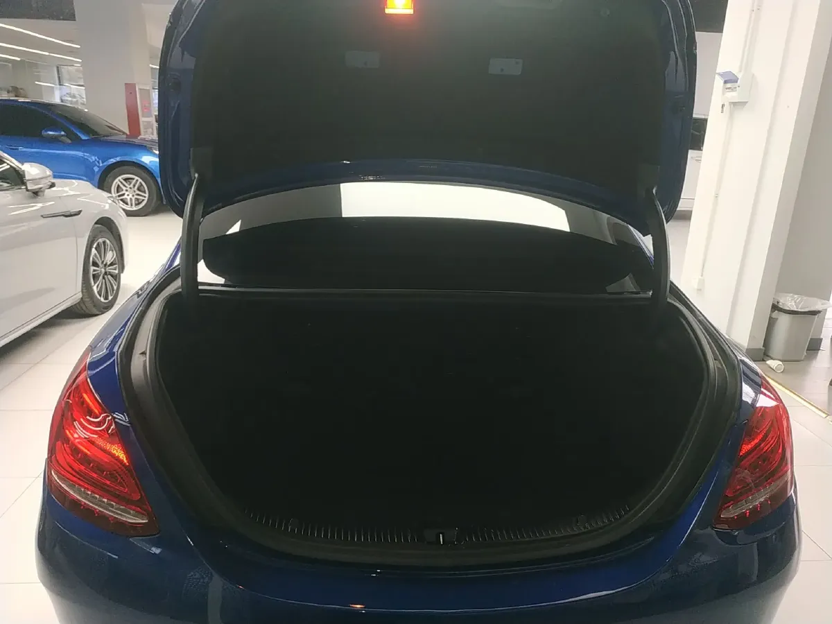 2018 Mercedes-Benz C Class 2.0T 184HP L4 9AT,autocango,china used car exporter,china ev exporter,chinese used car exporter,chinese used ev exporter