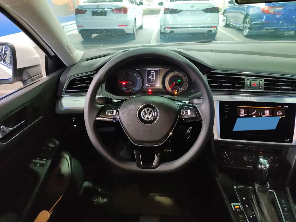 2021 Volkswagen Lamando 1.4T 131HP L4 7DCT,autocango,china used car exporter,china ev exporter,chinese used car exporter,chinese used ev exporter
