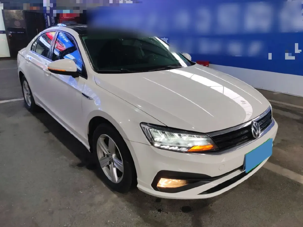 2021 Volkswagen Lamando 1.4T 131HP L4 7DCT,autocango,china used car exporter,china ev exporter,chinese used car exporter,chinese used ev exporter