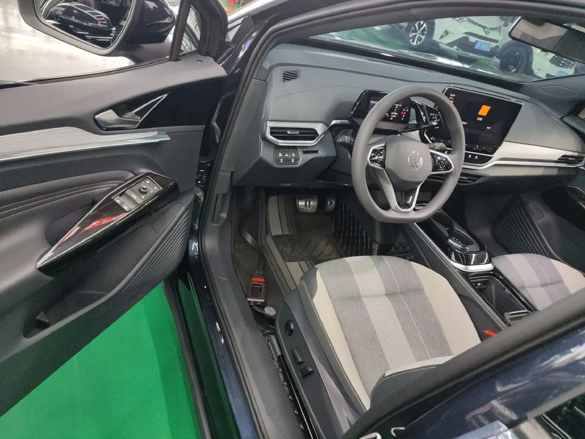 2024 Volkswagen ID.4 Crozz BEV 55.7KWH,autocango,china used car exporter,china ev exporter,chinese used car exporter,chinese used ev exporter