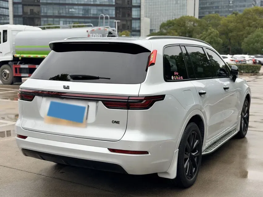 2021 Li ONE Range Extended 131HP REEV 40.5KWH,autocango,china used car exporter,china ev exporter,chinese used car exporter,chinese used ev exporter