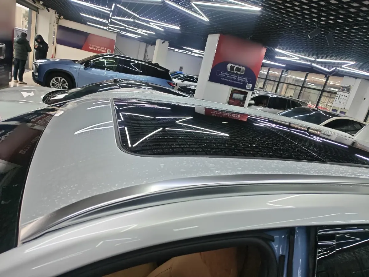 2021 Li ONE Range Extended 131HP REEV 40.5KWH,autocango,china used car exporter,china ev exporter,chinese used car exporter,chinese used ev exporter