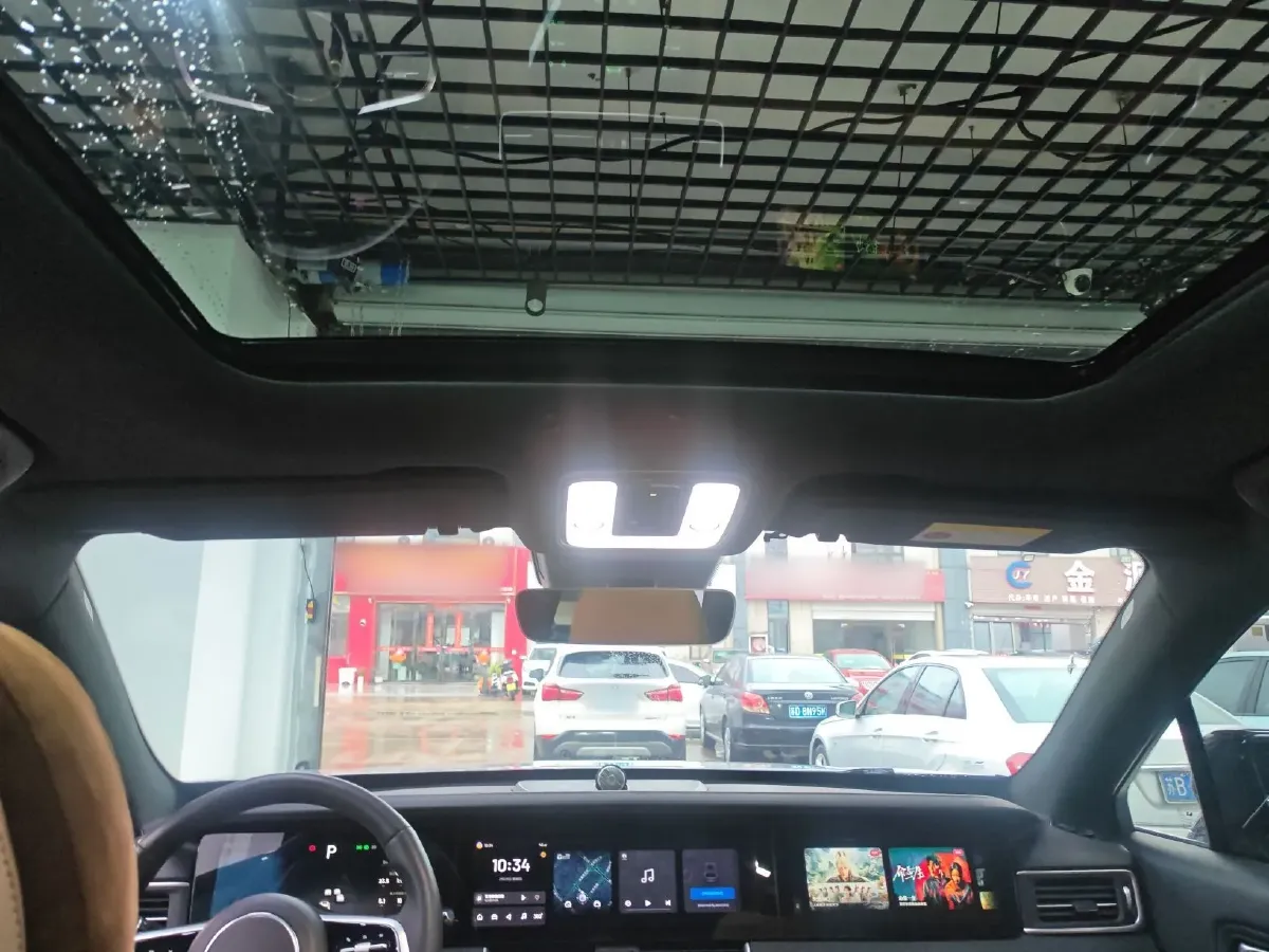 2021 Li ONE Range Extended 131HP REEV 40.5KWH,autocango,china used car exporter,china ev exporter,chinese used car exporter,chinese used ev exporter