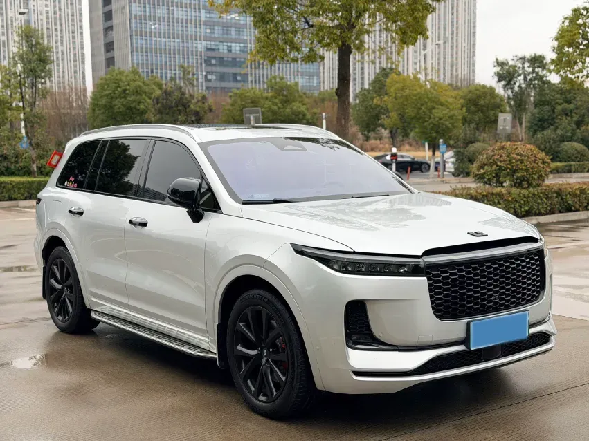 2021 Li ONE Range Extended 131HP REEV 40.5KWH,autocango,china used car exporter,china ev exporter,chinese used car exporter,chinese used ev exporter