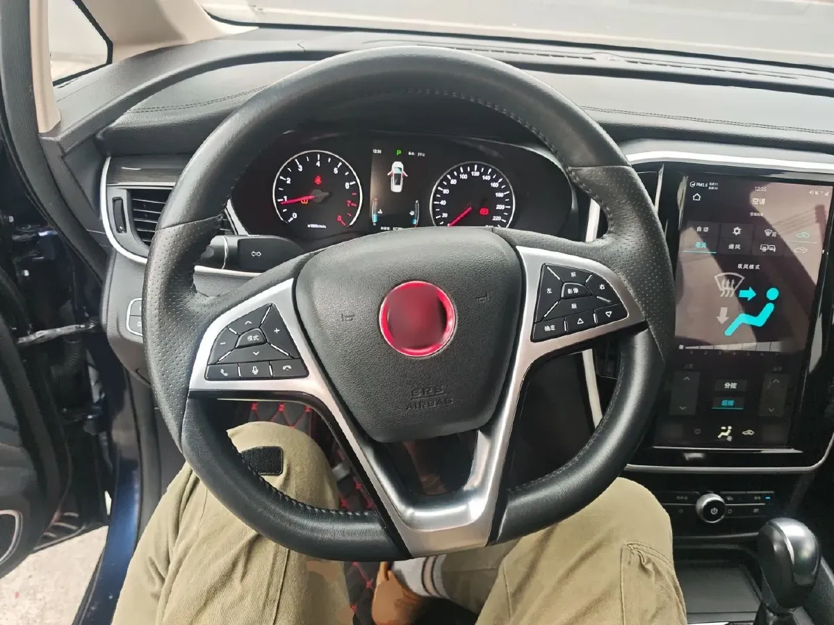 2017 BYD Song MAX 1.5T 154HP L4 6DCT,autocango,china used car exporter,china ev exporter,chinese used car exporter,chinese used ev exporter