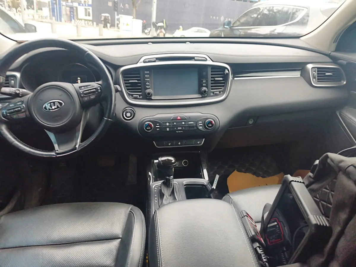 2015 Kia Sorento 2.0T 241HP L4 6AT,autocango,china used car exporter,china ev exporter,chinese used car exporter,chinese used ev exporter