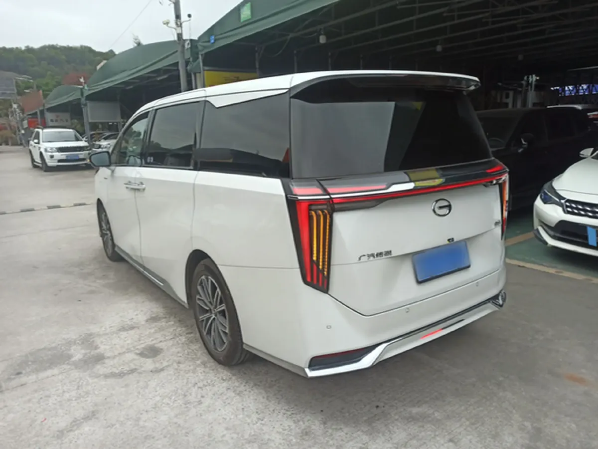 2024 GAC Trumpchi M8 2.0T 252HP L4 8AT,autocango,china used car exporter,china ev exporter,chinese used car exporter,chinese used ev exporter