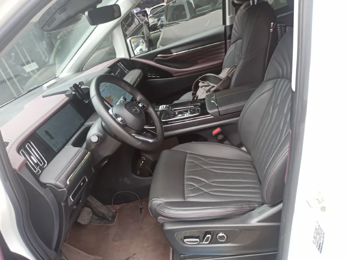 2024 GAC Trumpchi M8 2.0T 252HP L4 8AT,autocango,china used car exporter,china ev exporter,chinese used car exporter,chinese used ev exporter