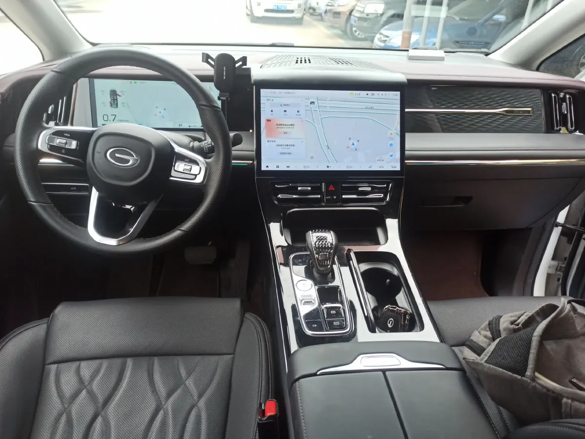 2024 GAC Trumpchi M8 2.0T 252HP L4 8AT,autocango,china used car exporter,china ev exporter,chinese used car exporter,chinese used ev exporter