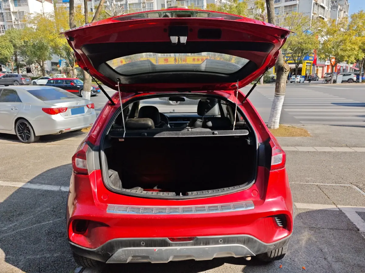 2017 Geely Vision X3 1.5L 102HP L4 4AT,autocango,china used car exporter,china ev exporter,chinese used car exporter,chinese used ev exporter