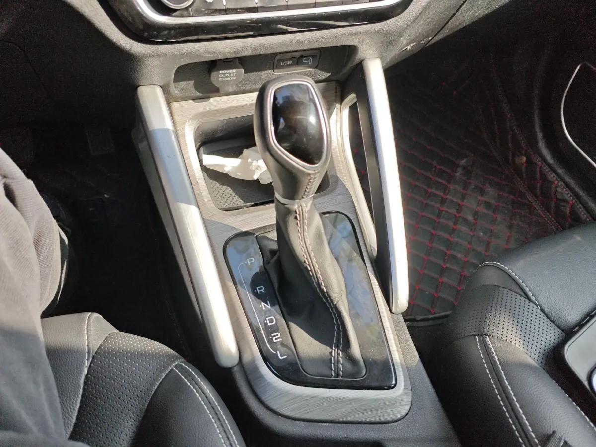 2017 Geely Vision X3 1.5L 102HP L4 4AT,autocango,china used car exporter,china ev exporter,chinese used car exporter,chinese used ev exporter