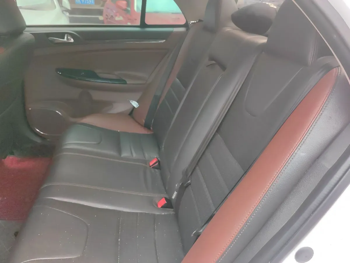 2015 BYD SuRui 1.5L 109HP L4 5MT,autocango,china used car exporter,china ev exporter,chinese used car exporter,chinese used ev exporter