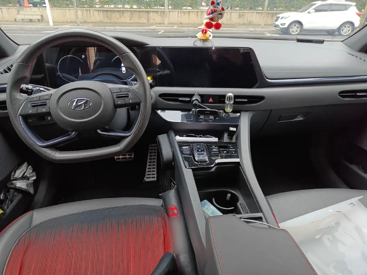 2020 Hyundai Sonata 2.0T 240HP L4 8AT,autocango,china used car exporter,china ev exporter,chinese used car exporter,chinese used ev exporter