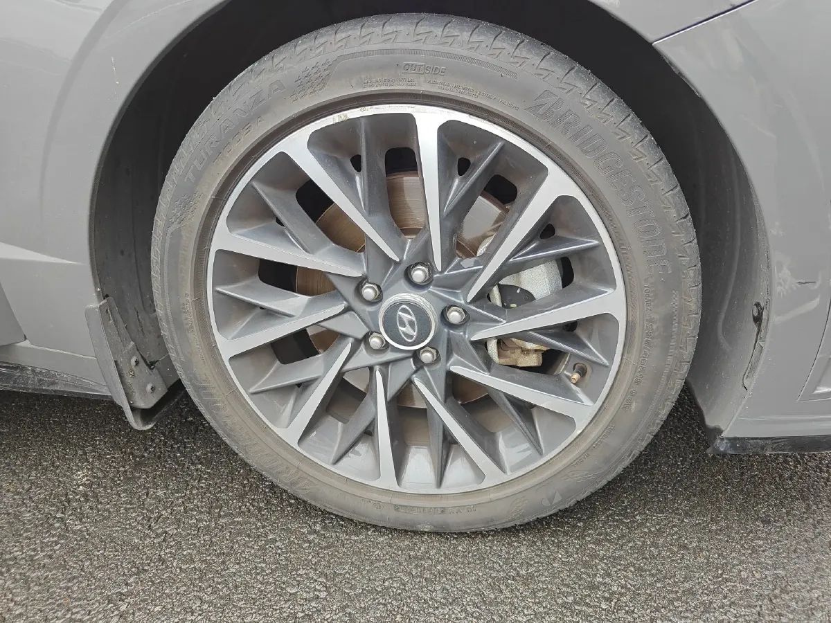 2020 Hyundai Sonata 2.0T 240HP L4 8AT,autocango,china used car exporter,china ev exporter,chinese used car exporter,chinese used ev exporter