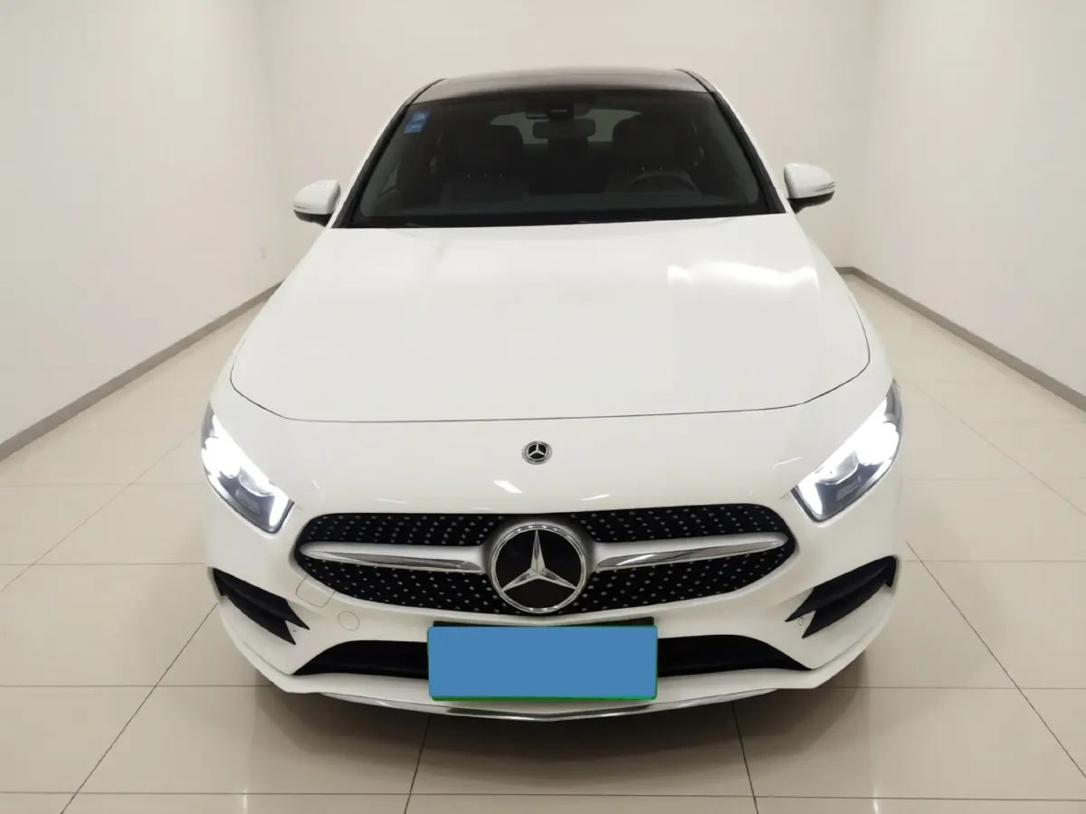 2022 Mercedes-Benz A Class 1.3T 163HP L4 7DCT,autocango,china used car exporter,china ev exporter,chinese used car exporter,chinese used ev exporter