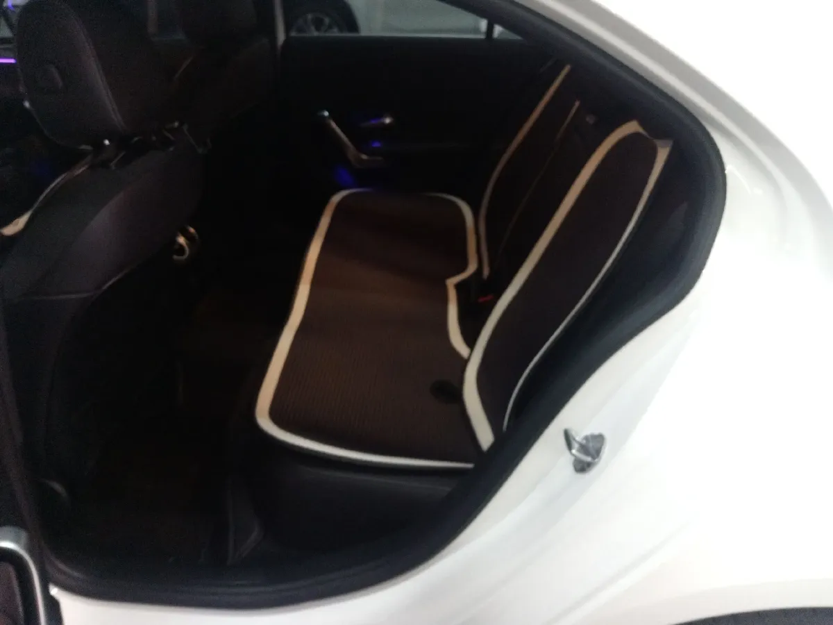 2022 Mercedes-Benz A Class 1.3T 163HP L4 7DCT,autocango,china used car exporter,china ev exporter,chinese used car exporter,chinese used ev exporter