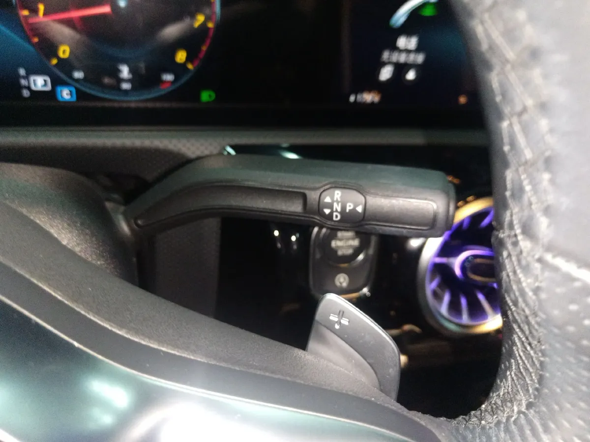 2022 Mercedes-Benz A Class 1.3T 163HP L4 7DCT,autocango,china used car exporter,china ev exporter,chinese used car exporter,chinese used ev exporter