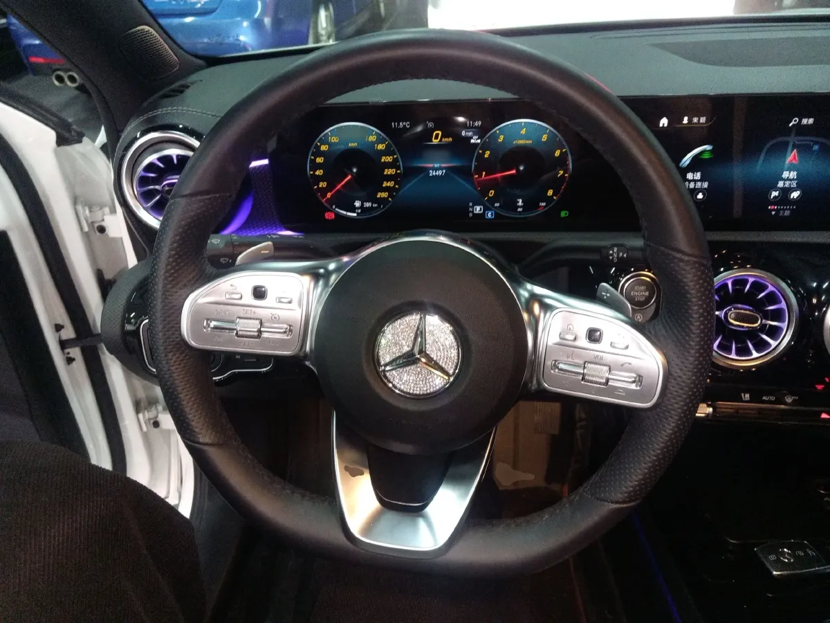 2022 Mercedes-Benz A Class 1.3T 163HP L4 7DCT,autocango,china used car exporter,china ev exporter,chinese used car exporter,chinese used ev exporter