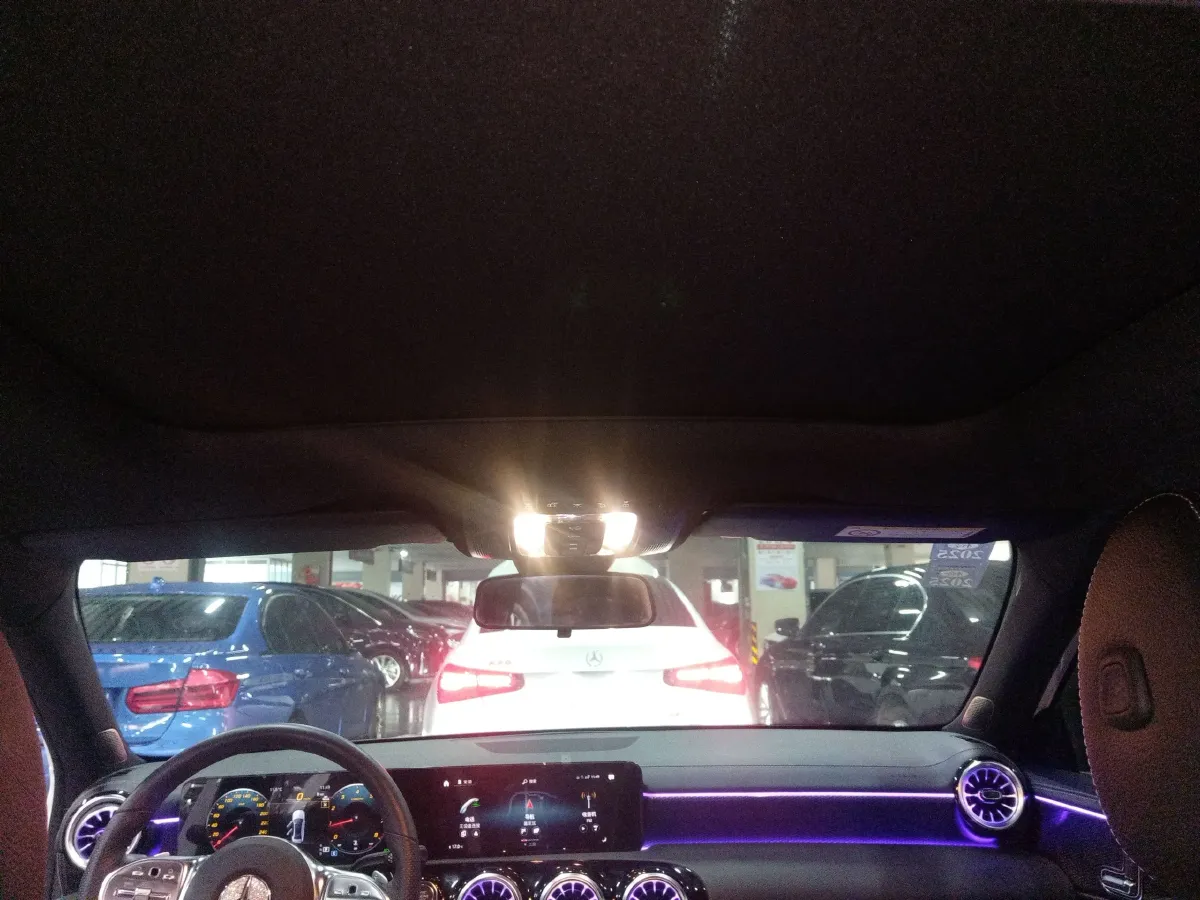 2022 Mercedes-Benz A Class 1.3T 163HP L4 7DCT,autocango,china used car exporter,china ev exporter,chinese used car exporter,chinese used ev exporter