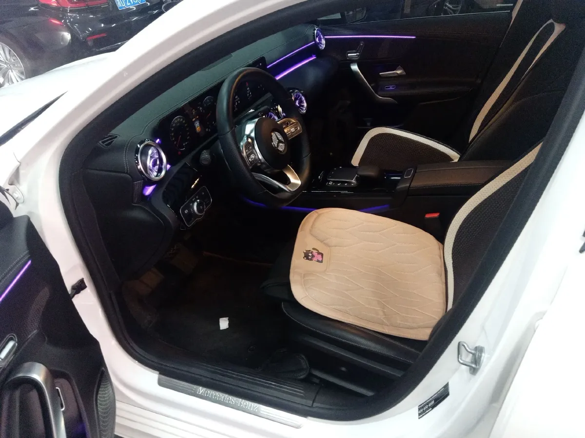 2022 Mercedes-Benz A Class 1.3T 163HP L4 7DCT,autocango,china used car exporter,china ev exporter,chinese used car exporter,chinese used ev exporter