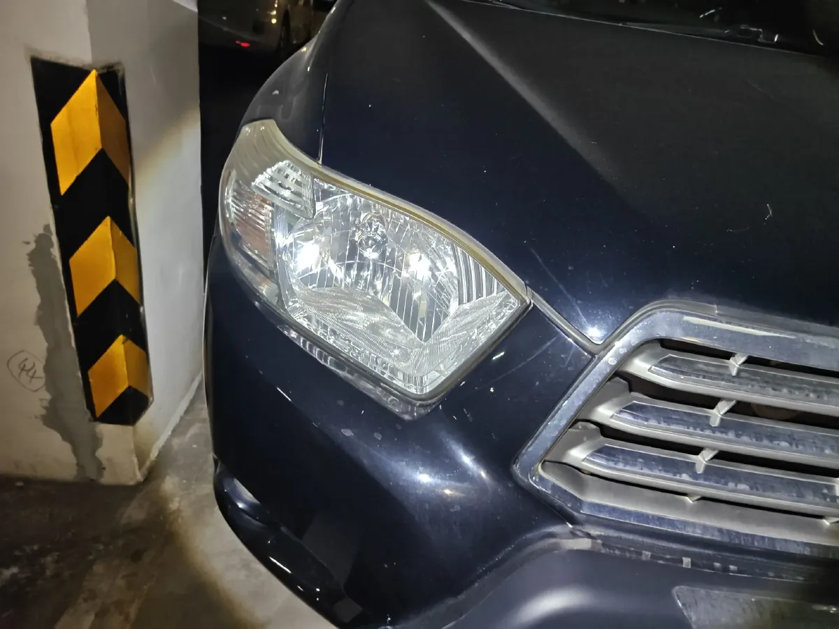 2011 Toyota Highlander 2.7L 188HP L4 6AT,autocango,china used car exporter,china ev exporter,chinese used car exporter,chinese used ev exporter