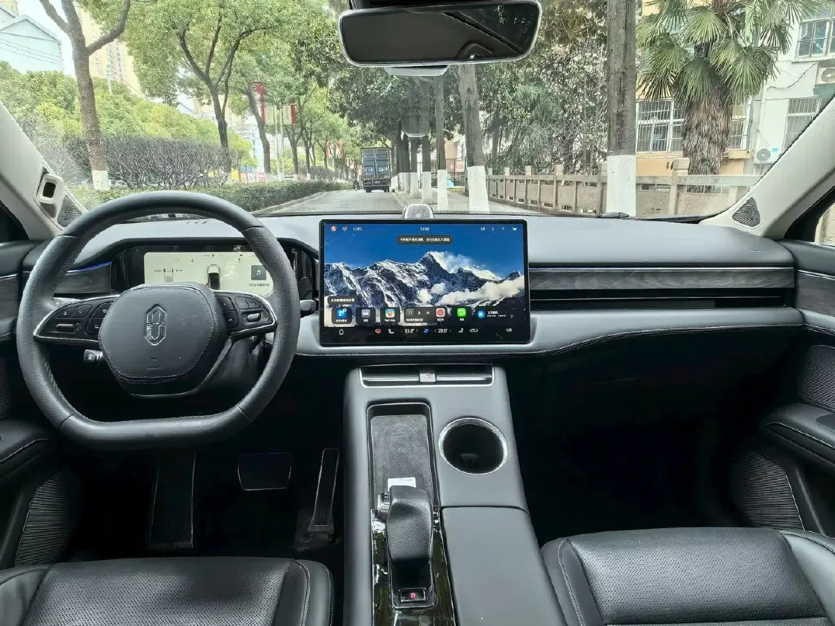 2022 AITO AITO M5 Range Extended 125HP REEV 40KWH,autocango,china used car exporter,china ev exporter,chinese used car exporter,chinese used ev exporter