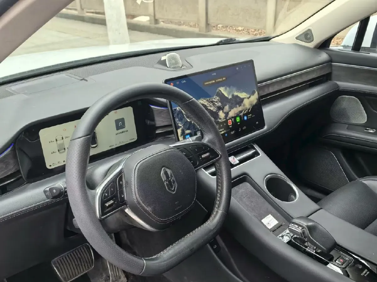 2022 AITO AITO M5 Range Extended 125HP REEV 40KWH,autocango,china used car exporter,china ev exporter,chinese used car exporter,chinese used ev exporter