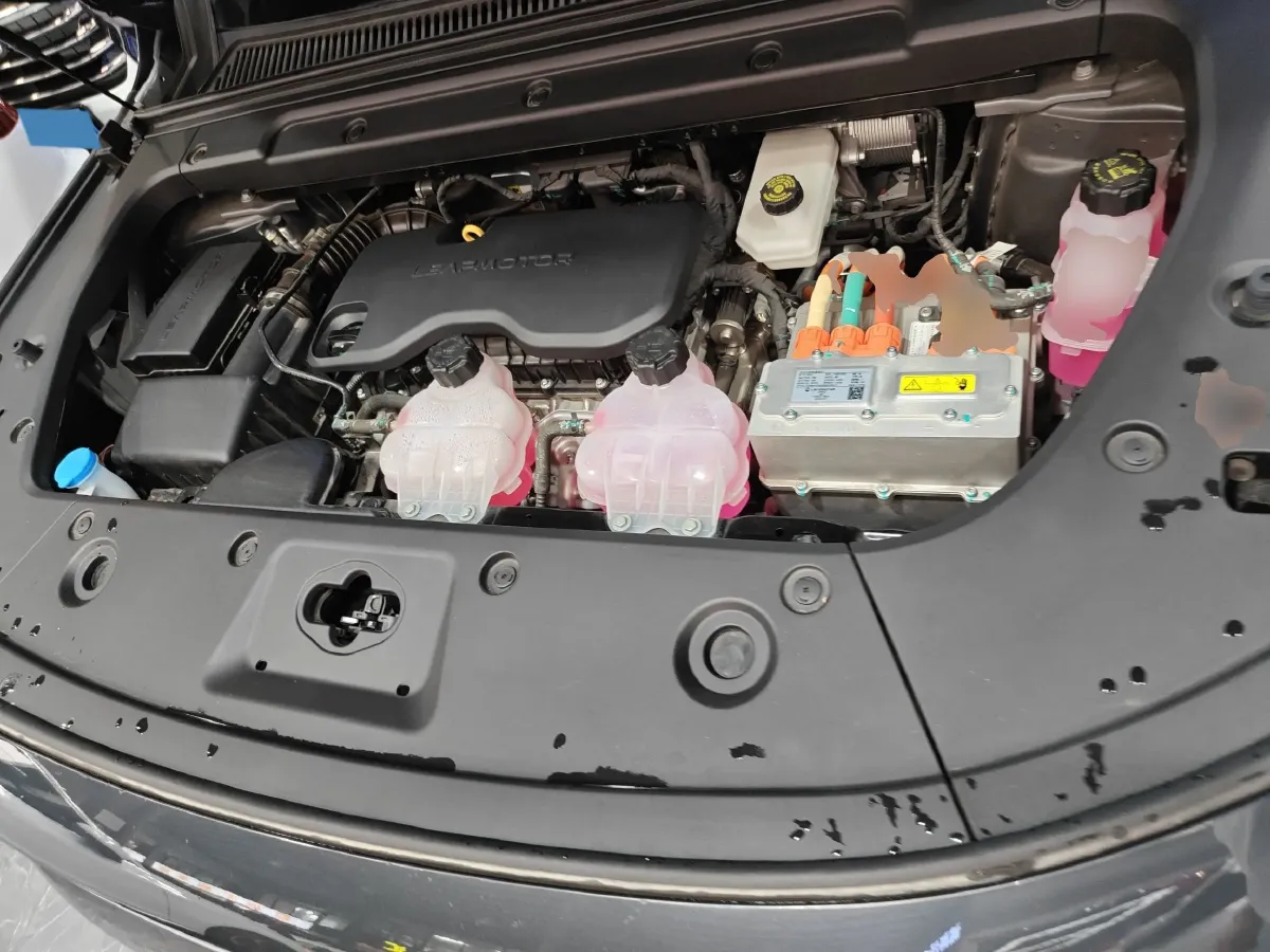 2024 Leapmotor C10 1.5L 95HP L4 REEV 28.4KWH,autocango,china used car exporter,china ev exporter,chinese used car exporter,chinese used ev exporter