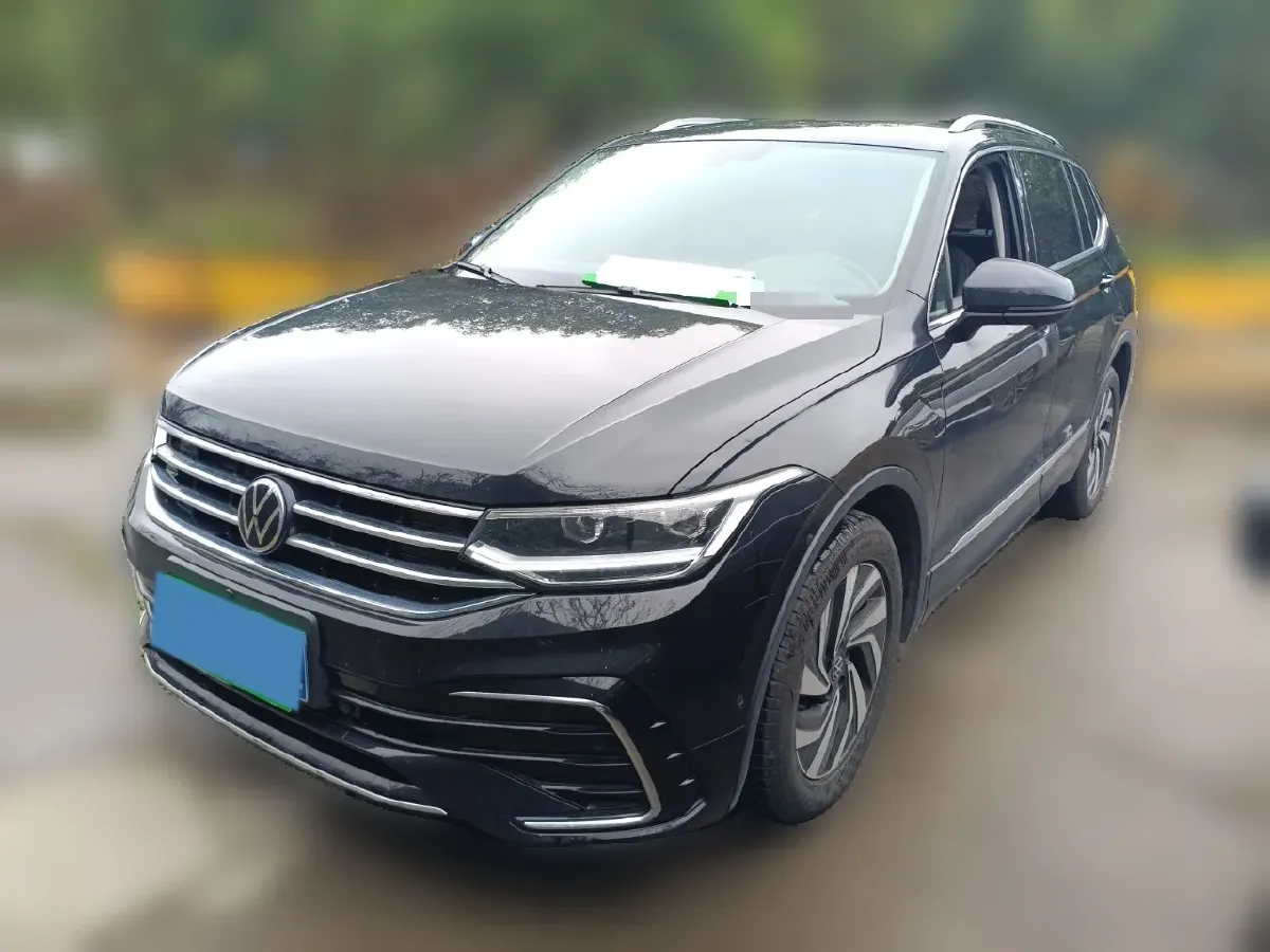 2024 Volkswagen Tiguan L 2.0T 186HP L4 7DCT,autocango,china used car exporter,china ev exporter,chinese used car exporter,chinese used ev exporter