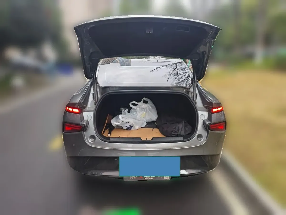 2020 Xpeng P7 BEV 70.8KWH,autocango,china used car exporter,china ev exporter,chinese used car exporter,chinese used ev exporter