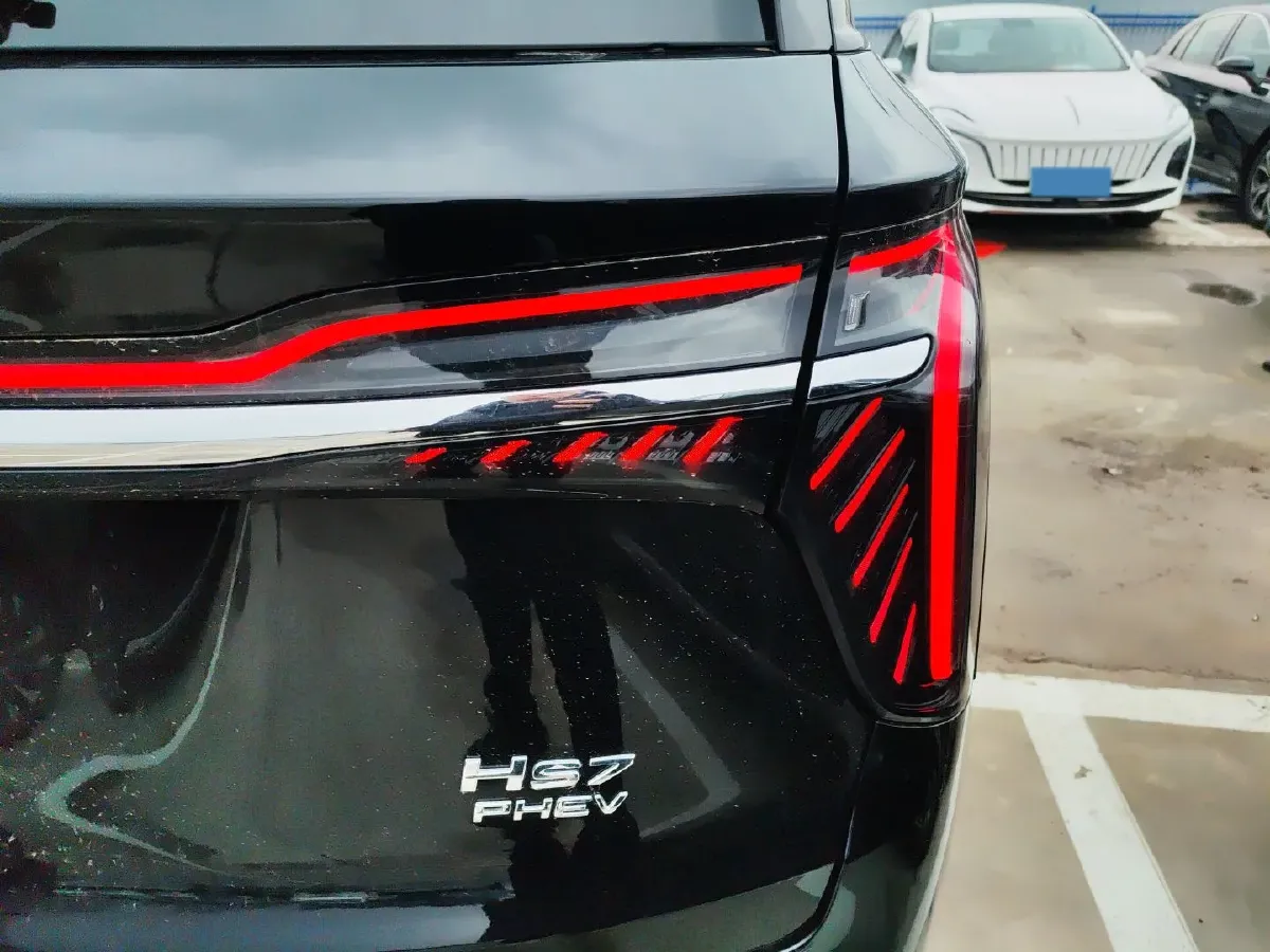 2024 HongQi HS7 2.0T 163HP L4 1DHT PHEV 20.1KWH,autocango,china used car exporter,china ev exporter,chinese used car exporter,chinese used ev exporter