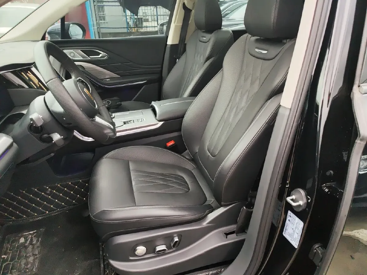 2024 HongQi HS7 2.0T 163HP L4 1DHT PHEV 20.1KWH,autocango,china used car exporter,china ev exporter,chinese used car exporter,chinese used ev exporter