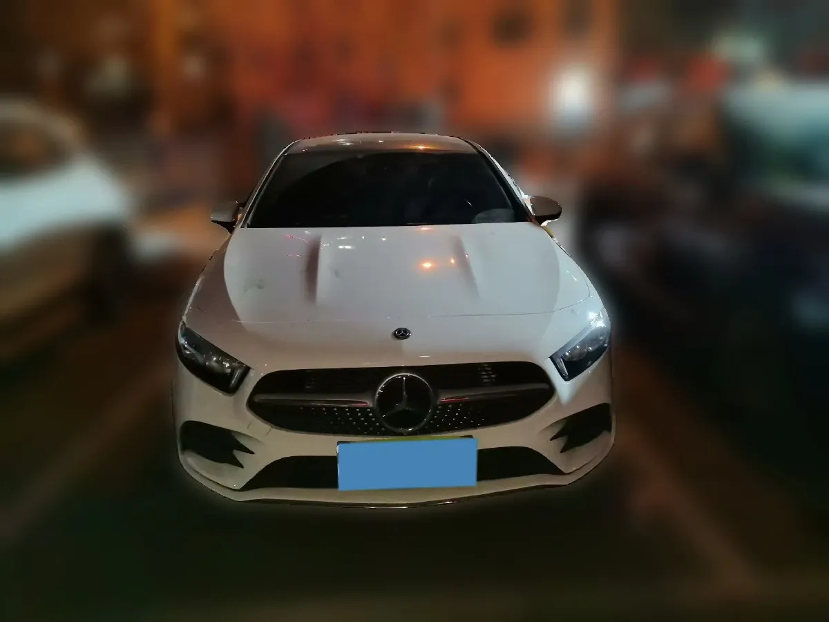 2020 Mercedes-Benz A Class 1.3T 163HP L4 7DCT,autocango,china used car exporter,china ev exporter,chinese used car exporter,chinese used ev exporter